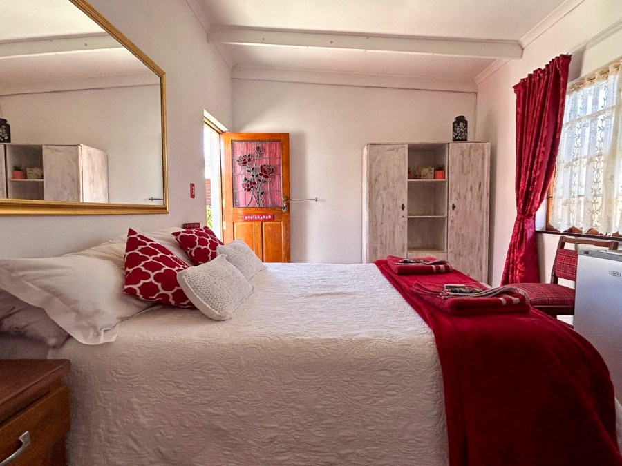 6 Bedroom Property for Sale in Parys Free State